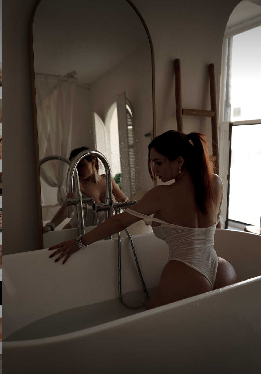 A playful frame from Miranda Faith nude — online in Phoenix