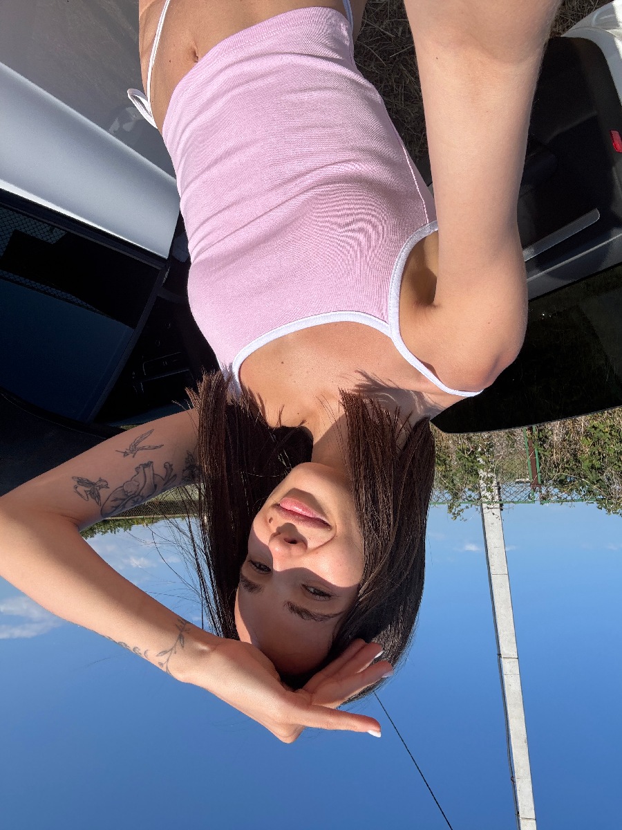 Sexy model Tina in Phoenix